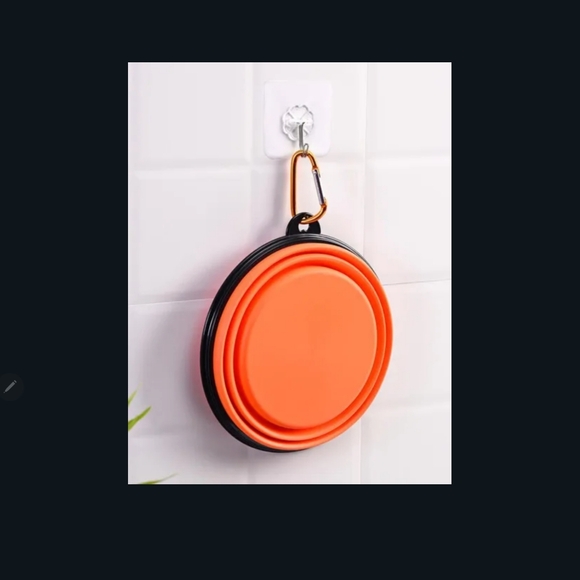 NIP Collapsible Silicone Pet Bowl Pink - Picture 4 of 6